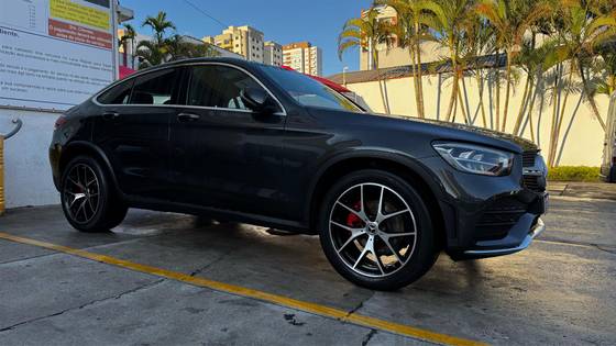 MERCEDES-BENZ GLC 300 2.0 CGI GASOLINA COUPÉ AMG LINE 4MATIC 9G-TRONIC